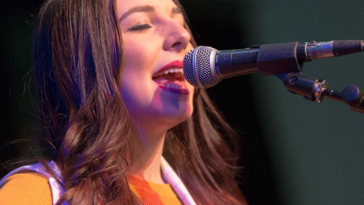 Demi Marriner singing