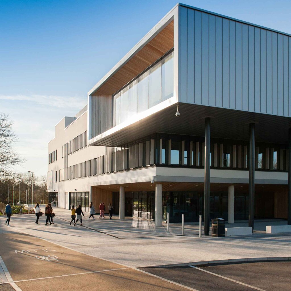 Students walking into Gloucestershire Business School
